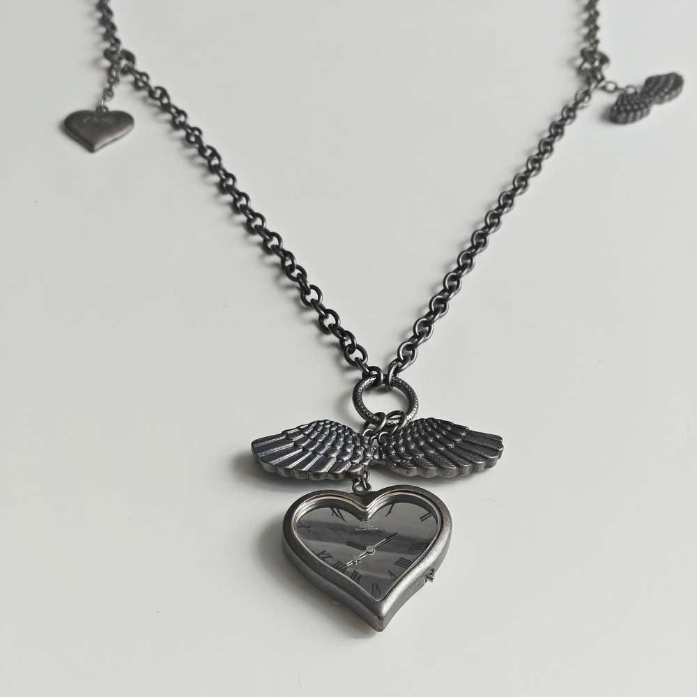 Jennifer Lopez Gunmetal Heart Watch Pendant Necklace Long Angel Wings Y2K Goth